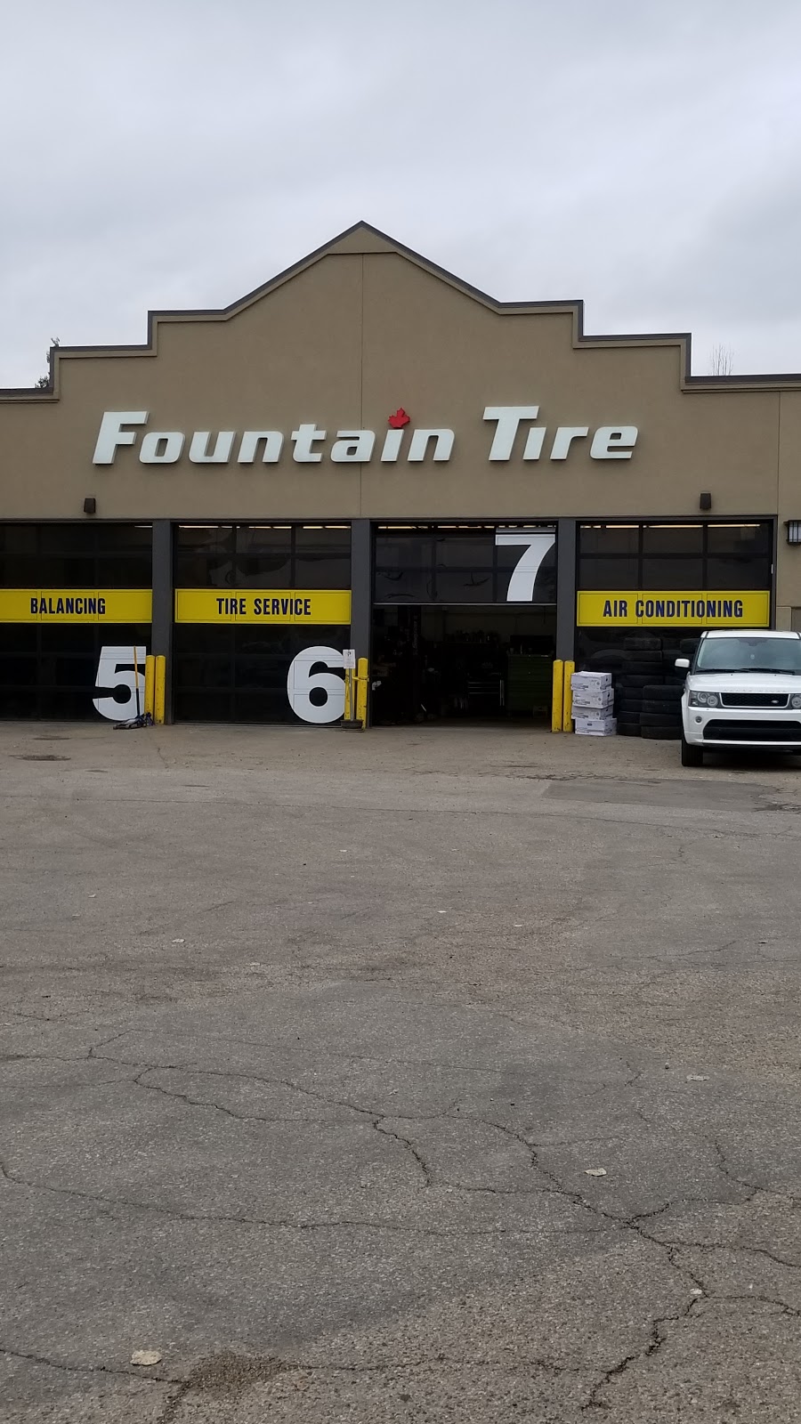 Fountain Tire | 730 Riverbend Square NW, Edmonton, AB T6R 2E3, Canada | Phone: (780) 430-6502