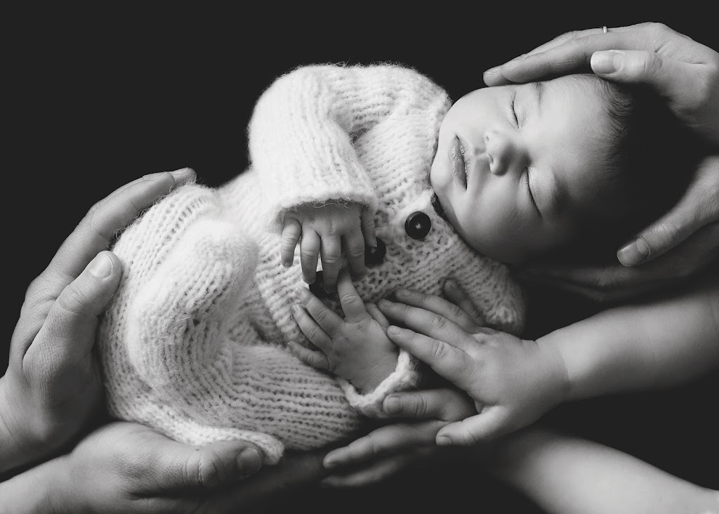 Kelsie Kelly Photographer | Ravine Dr, Devon, AB T9G 0A3, Canada | Phone: (587) 785-4948