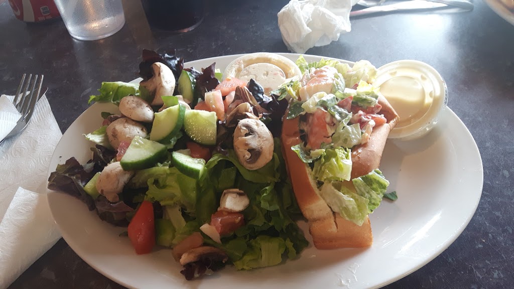 Bayou Pub and Restaurant | 607 Main St, Shediac, NB E4P 2C6, Canada | Phone: (506) 533-8009