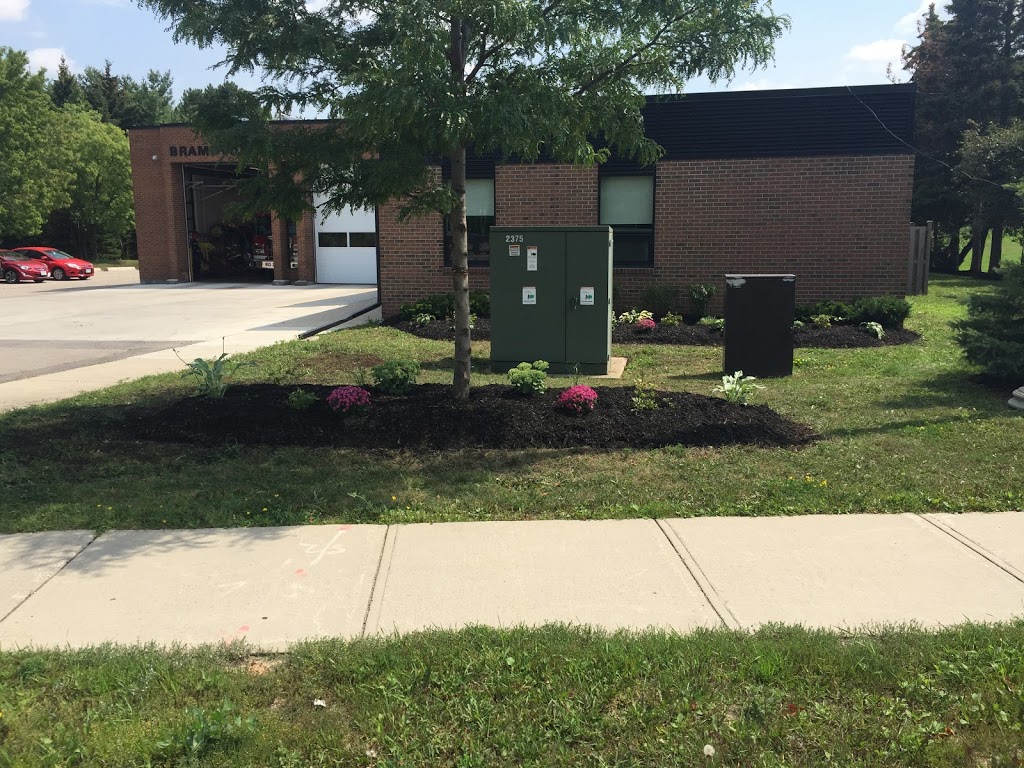 Brampton Fire Station 205 | 95 Sandalwood Pkwy E, Brampton, ON L6Z 4S6, Canada | Phone: (905) 874-2700