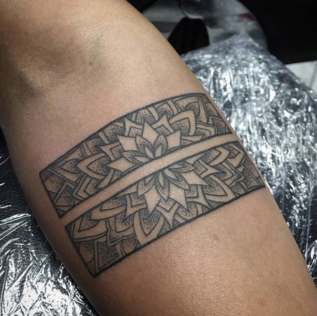 Toronto Tattoohaus | 1081 St Clair Ave W Unit B, Toronto, ON M6E 1A8, Canada | Phone: (647) 345-3549