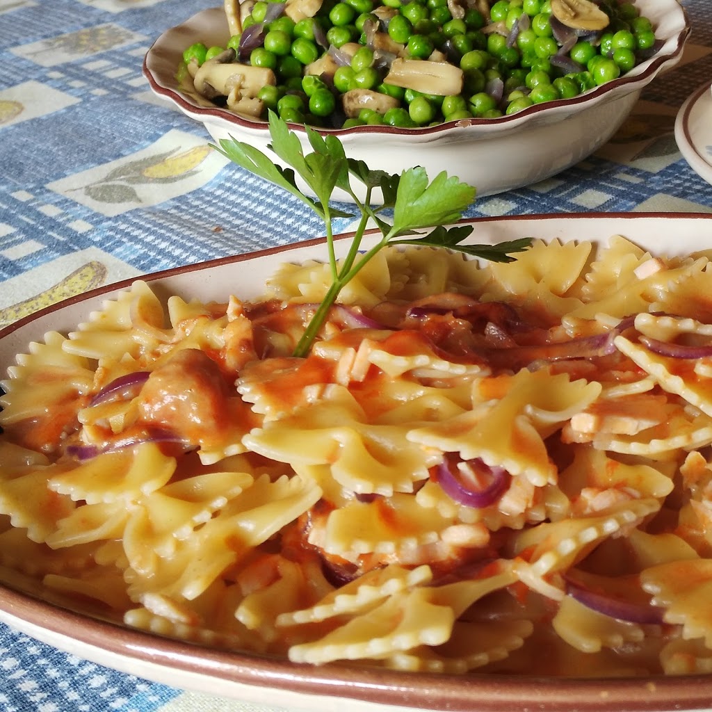 Sabrinas Catering Co. | 312 Stevenson Rd N, Oshawa, ON L1J 5M9, Canada | Phone: (905) 240-4489