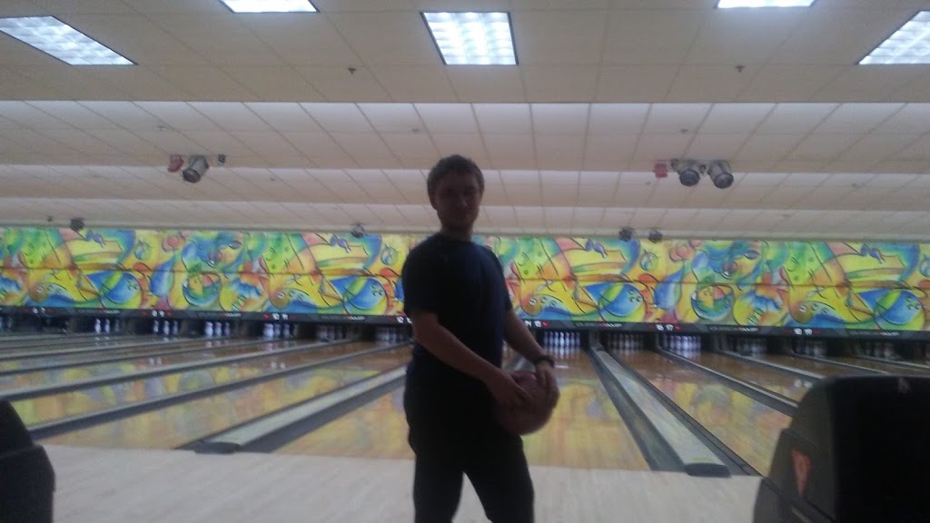 Rapids Bowling Center | 9524 Niagara Falls Blvd, Niagara Falls, NY 14304, USA | Phone: (716) 297-2500