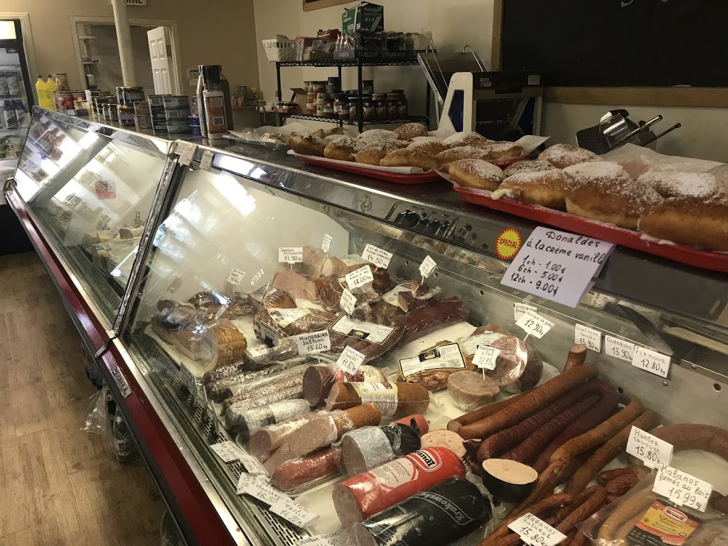 Marché Gugo | 2150 Rue Lucien-Thimens, Saint-Laurent, QC H4R 1L1, Canada | Phone: (438) 387-1514