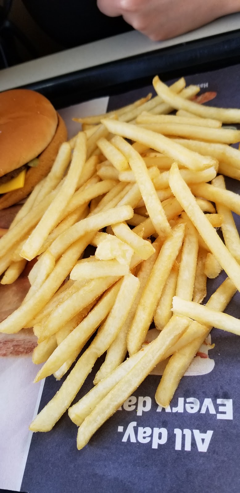 McDonalds | 26454 56 Ave, Aldergrove, BC V4W 3V3, Canada | Phone: (604) 607-7580