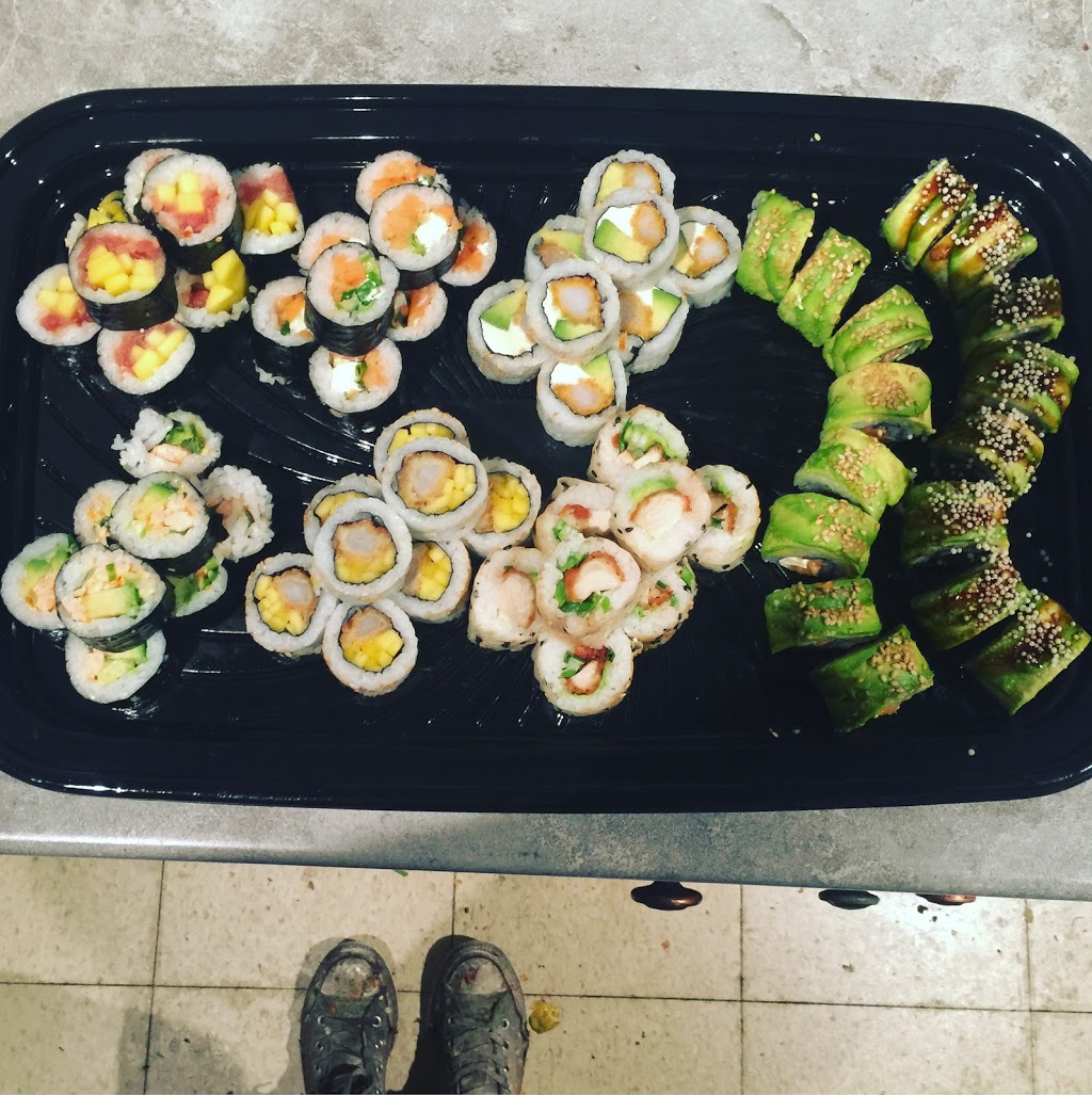 Sushi Taxi | 1810 Route des Rivières #107, Saint-Nicolas, QC G7A 2P6, Canada | Phone: (418) 831-9393