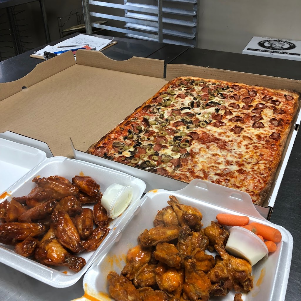 Nonis Pizzeria | 4 Livingston Ave, Grimsby, ON L3M 1K5, Canada | Phone: (905) 309-3553