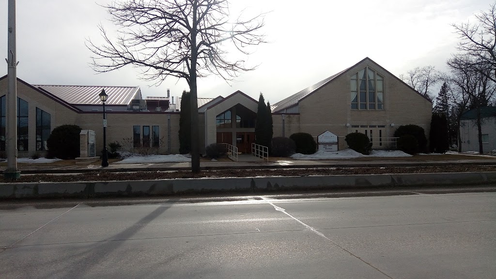 Steinbach Evangelical Mennonite Church | church | 422 Main St, Steinbach, MB R5G 1Z5, Canada | 2043266572 OR +1 204-326-6572