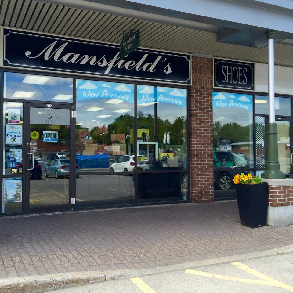 Mansfields Shoes | 1160 Beaverwood Rd, Manotick, ON K4M 1A7, Canada | Phone: (613) 692-3304