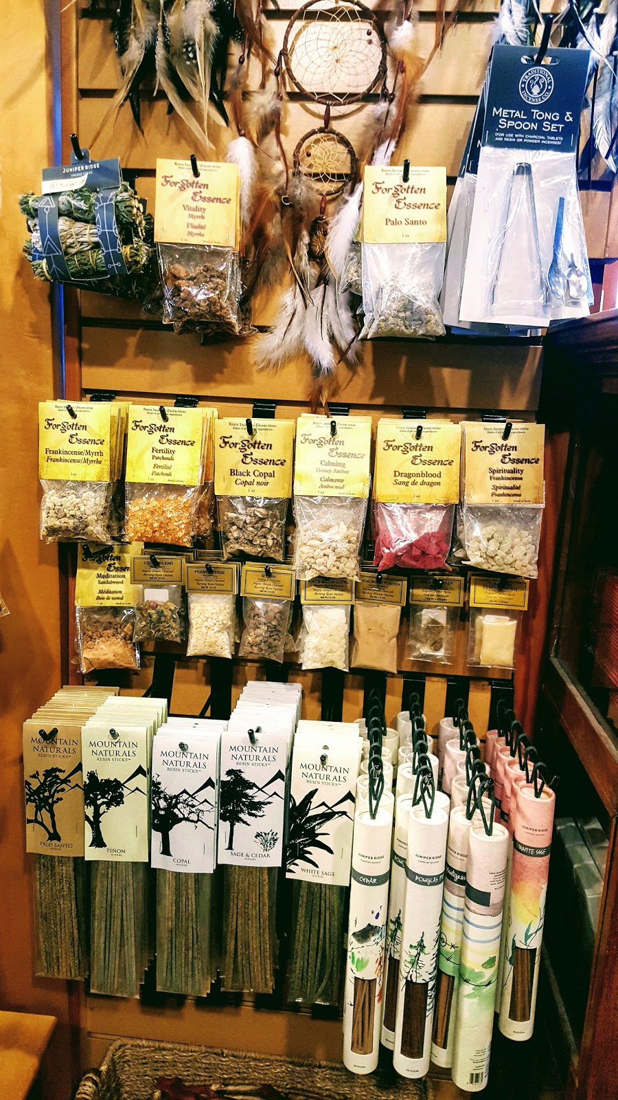 Banyen Books & Sound | 3608 W 4th Ave, Vancouver, BC V6R 1P1, Canada | Phone: (604) 732-7912