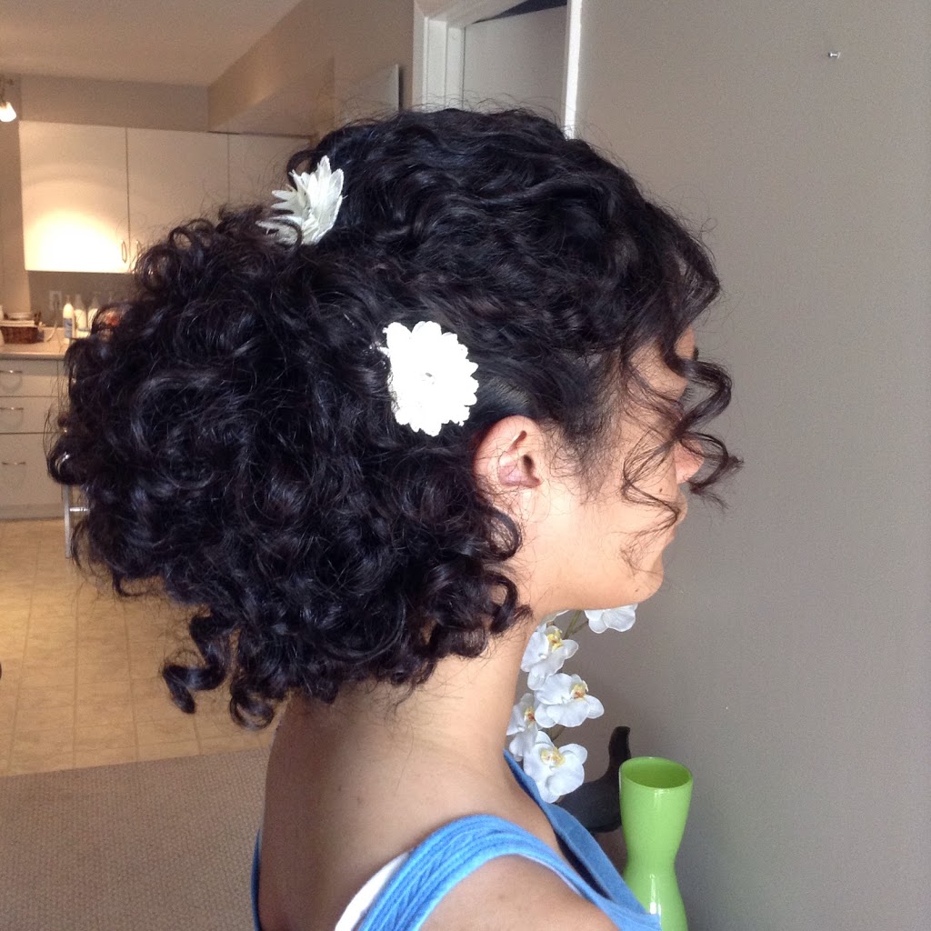 Stephanies hair studio | 39 April Gardens, Aurora, ON L4G 4R7, Canada | Phone: (416) 820-9326