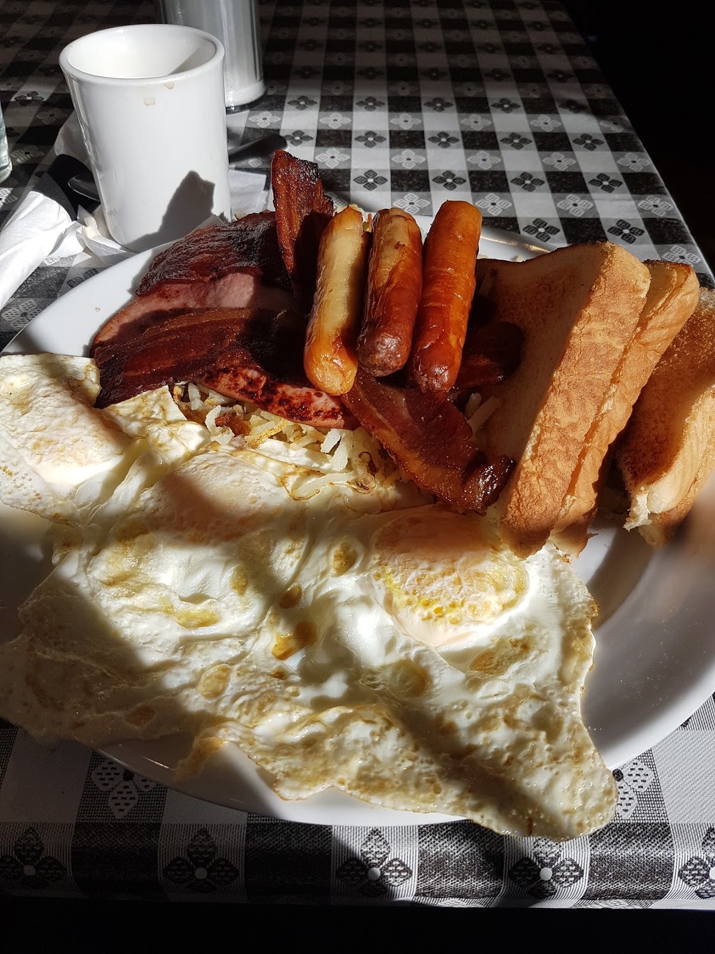 Terrys Comfort Food With Attitude | 2156 Main St, Penticton, BC V2A 5H7, Canada | Phone: (250) 460-1299