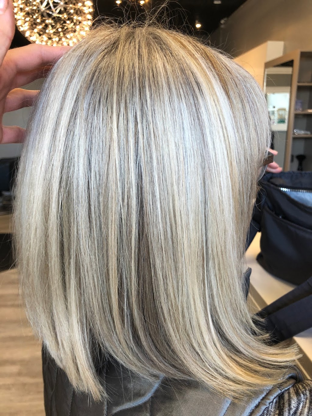 Salon Luminous | 7337 Sierra Morena Blvd SW Suite 20, Calgary, AB T3H 3V4, Canada | Phone: (403) 685-0929