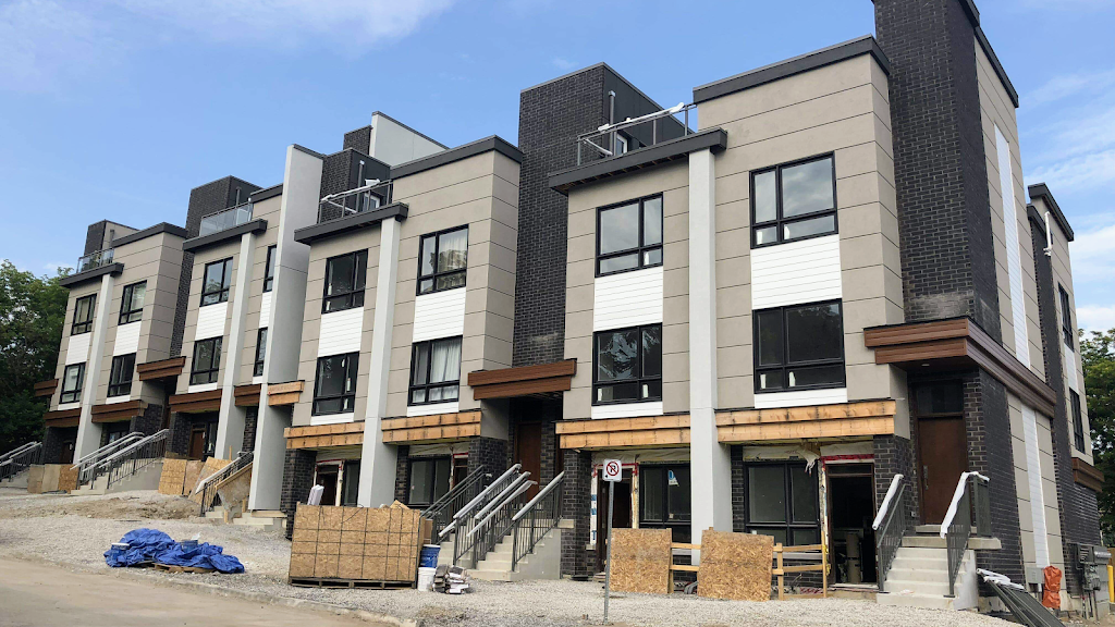 Silver 47 Stucco Inc | 96 Retreat Blvd, Woodbridge, ON L4H 0C3, Canada | Phone: (416) 875-6447