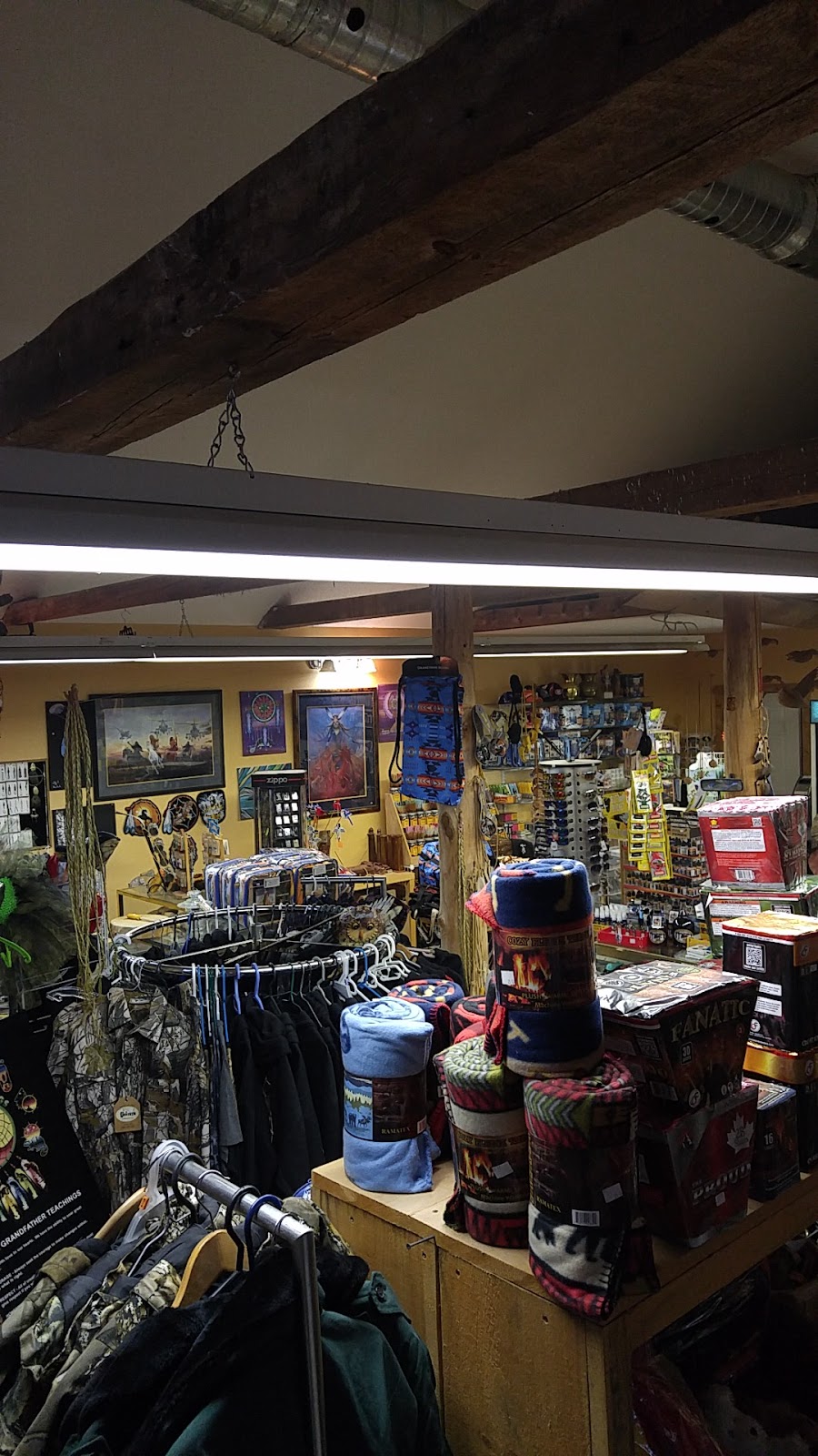 Chrysalis Crafts | 1459 Mississauga St, Curve Lake, ON K0L 1R0, Canada | Phone: (705) 657-2300