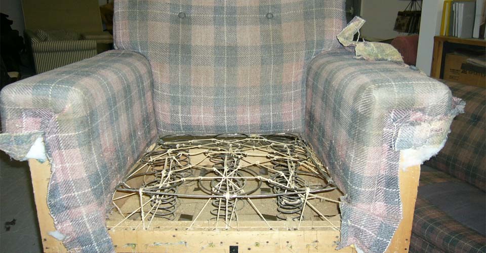 McCalls Upholstering | 910 High St #6, Peterborough, ON K9J 5R2, Canada | Phone: (705) 745-3931
