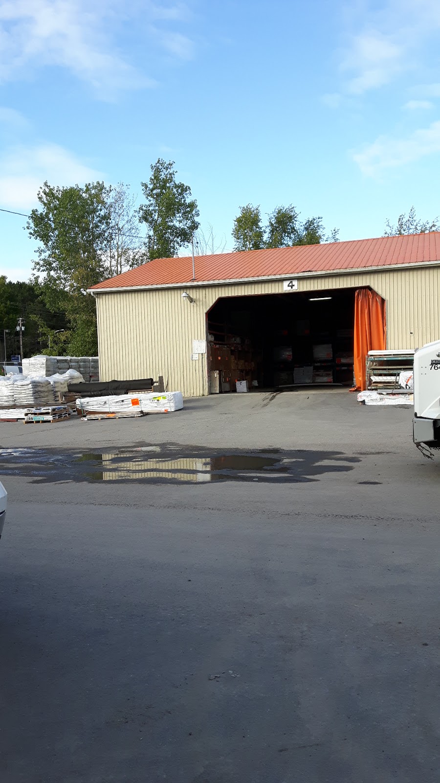 RONA | 1011 Chemin de Masson, Gatineau, QC J8M 1R4, Canada | Phone: (819) 986-3361
