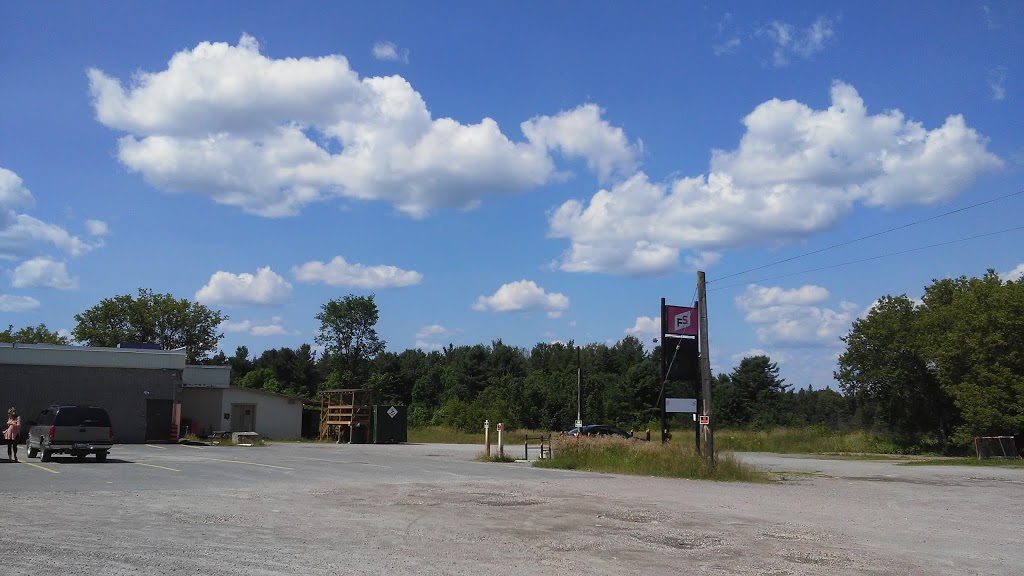 Foodland - Noelville | 10 Notre Dame St W, Noëlville, ON P0M 2N0, Canada | Phone: (705) 898-2226