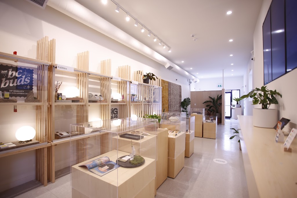 Dutch Love Cannabis | 1 Pine Dr Building C, Unit 7, Parry Sound, ON P2A 2L7, Canada | Phone: (705) 996-5420
