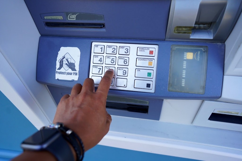 Meridian Credit Union | 125 Dundas St N Unit 1, Cambridge, ON N1R 5N6, Canada | Phone: (519) 740-6211