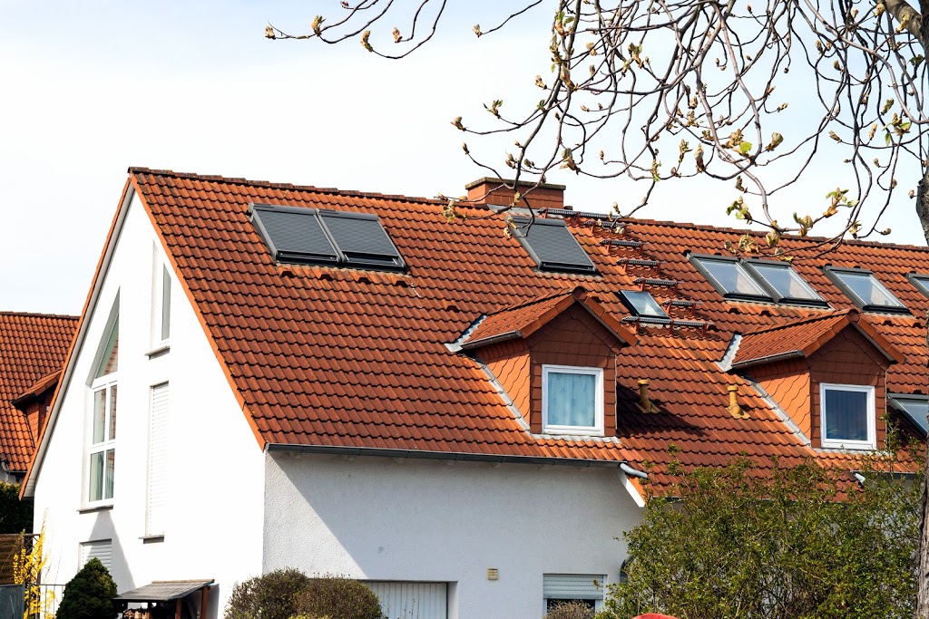 Macbeth Roofing | 750 Ellice Ave, Coquitlam, BC V3J 4J5, Canada | Phone: (604) 359-5166