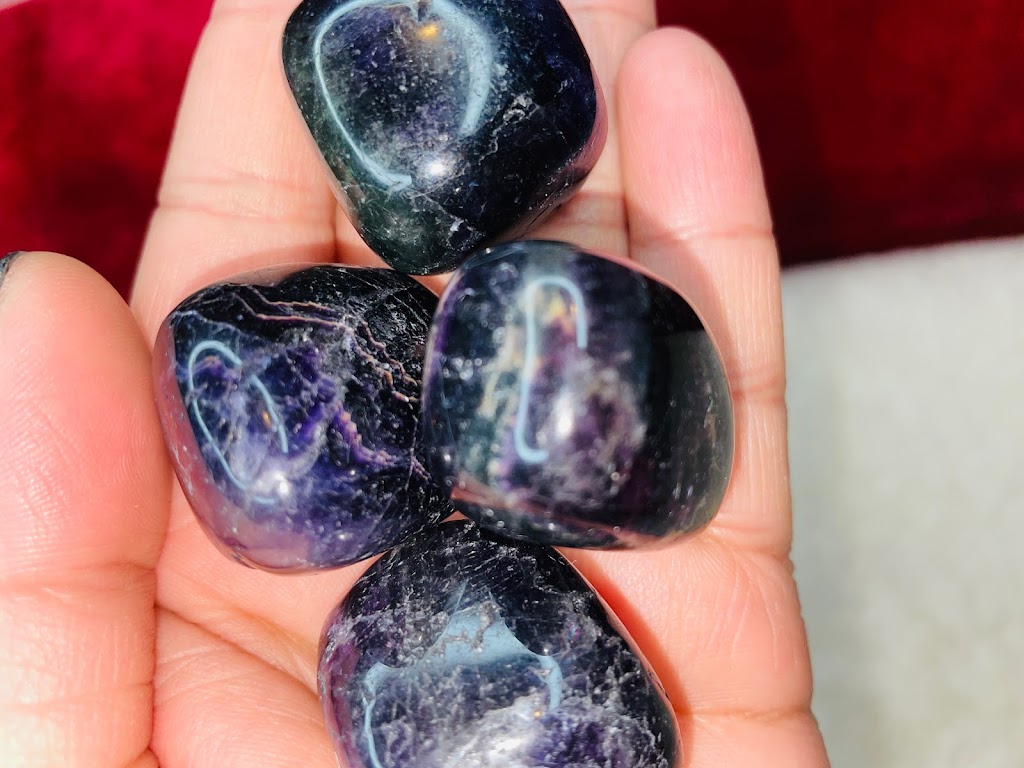 Empathic Moon 777 - Divination, Metaphysical Shop & Apothecary | 638 Linden Ave, Winnipeg, MB R2K 0P2, Canada | Phone: (431) 792-7777