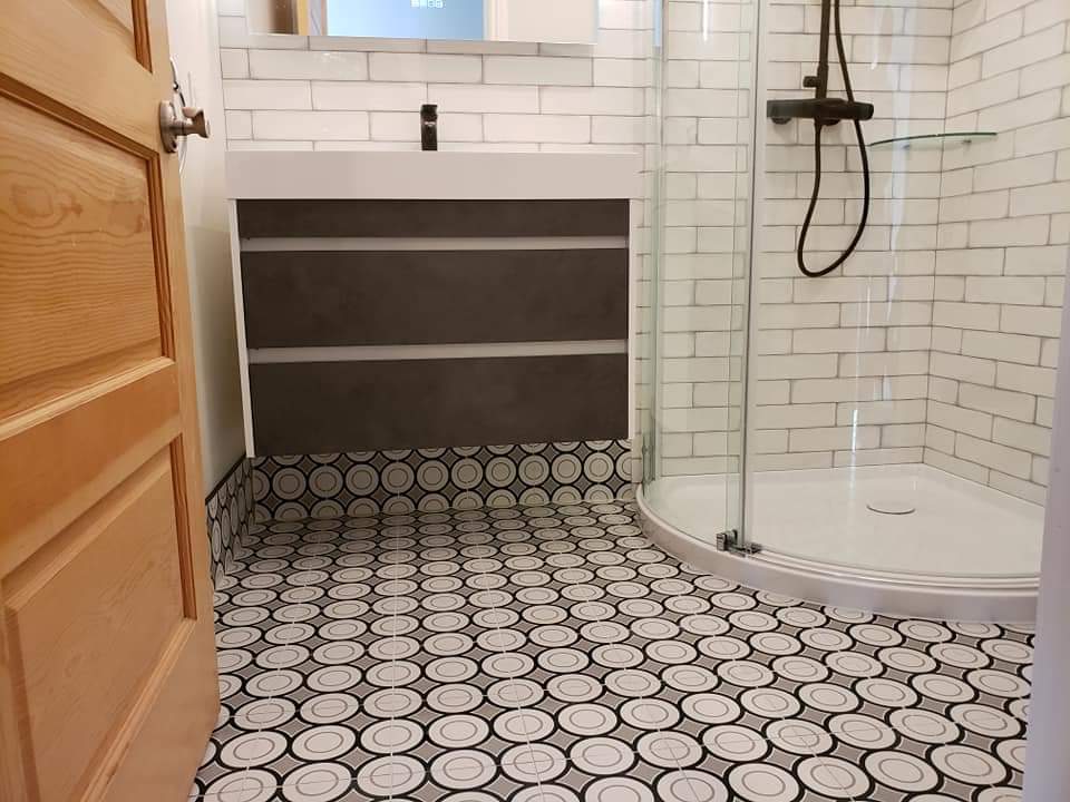 Versa-Tile | Meadowood Rd, Kingston, ON K7M 5G6, Canada | Phone: (613) 453-4641