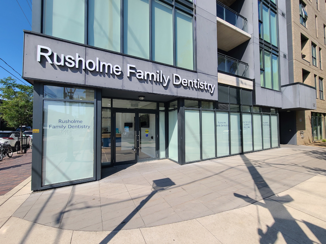 Rusholme Family Dentistry | 128 Rusholme Rd Unit 103, Toronto, ON M6H 2Y7, Canada | Phone: (647) 358-6000