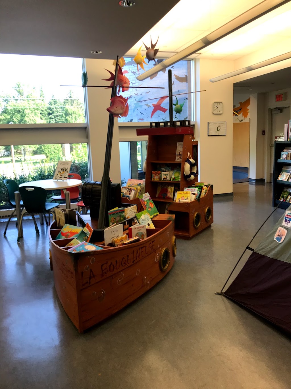 Bibliothèque Samuel-Ouimet | 1145 Rue de St Jovite, Mont-Tremblant, QC J8E 1V1, Canada | Phone: (819) 425-8614