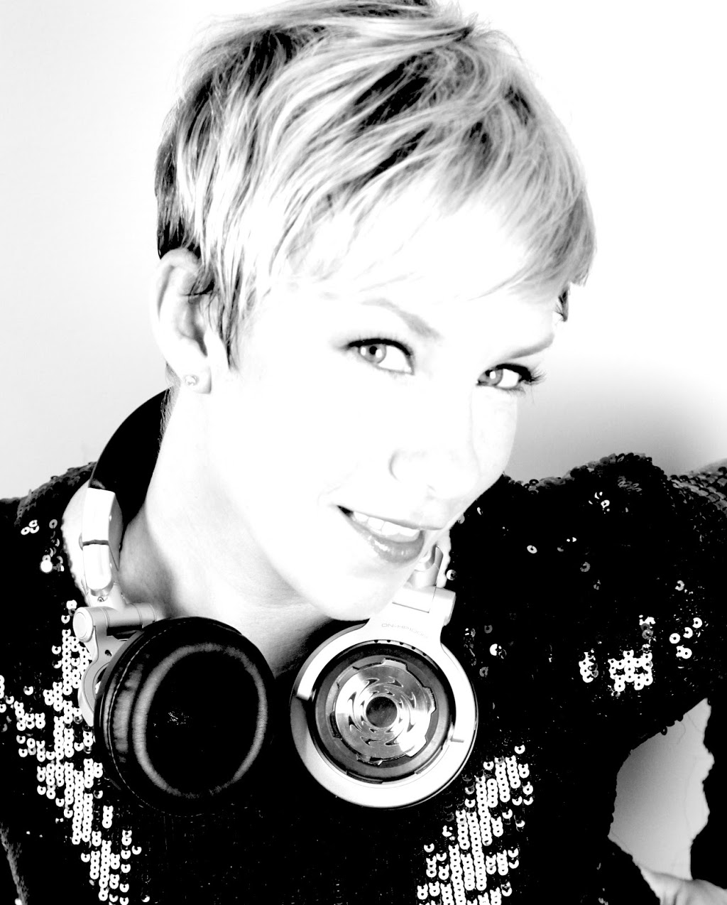 GirlOnWax DJs & Musicians | 2480 E Hastings St, Vancouver, BC V5K 1Z1, Canada | Phone: (778) 881-9562