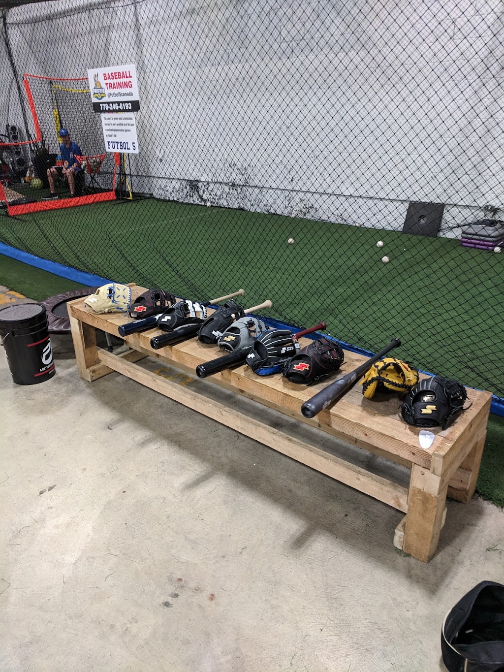 Futbol 5 - Indoor Soccer & Fitness Centre | 109 Braid St, New Westminster, BC V3L 5H4, Canada | Phone: (604) 358-3528