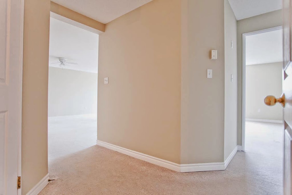 William Apartments | 55 William St W, Waterloo, ON N2L 1J6, Canada | Phone: (519) 584-2332