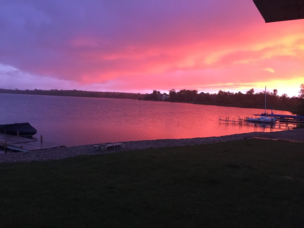 McClintocks Trailer Resort | 43 McClintock Dr, Cambridge, ON N3C 2V4, Canada | Phone: (519) 658-9661