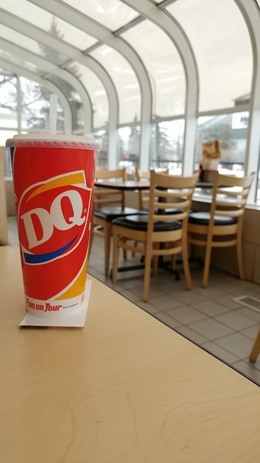 Dairy Queen Grill & Chill | restaurant | 1916 Elphinstone St, Regina, SK S4T 3N2, Canada | 3065650099 OR +1 306-565-0099