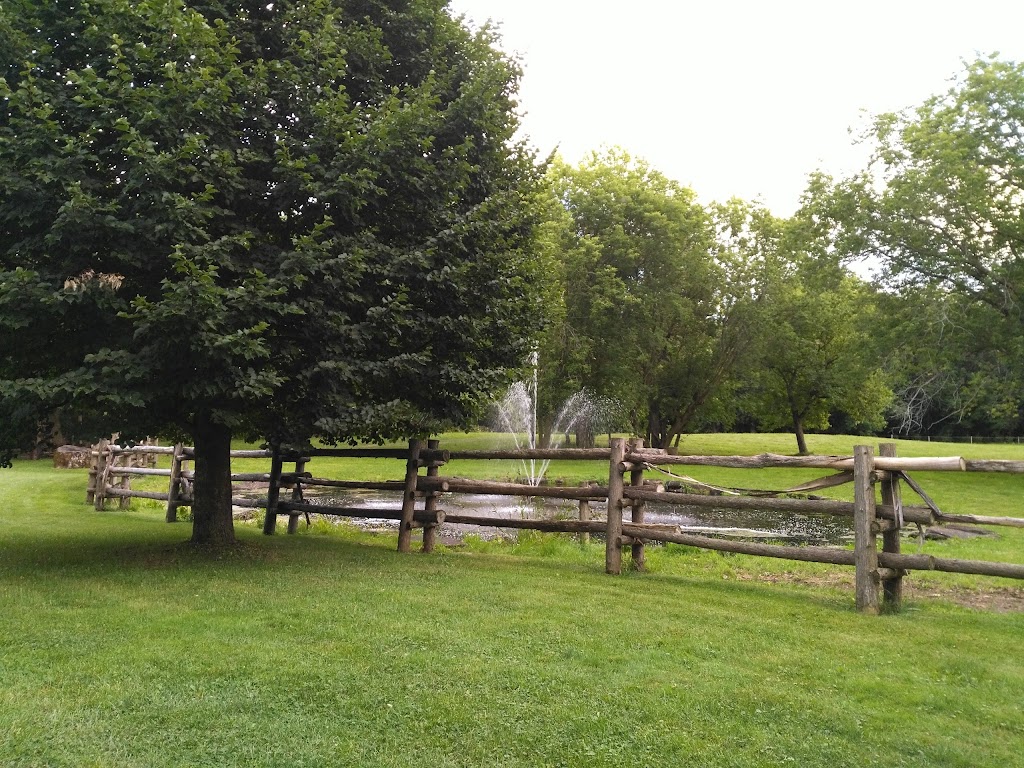 Sans Souci Riding Ctr | 1183 Grand Rang Sainte-Clotilde, Sainte-Clotilde-de-Châteauguay, QC J0L 1W0, Canada | Phone: (450) 826-3772