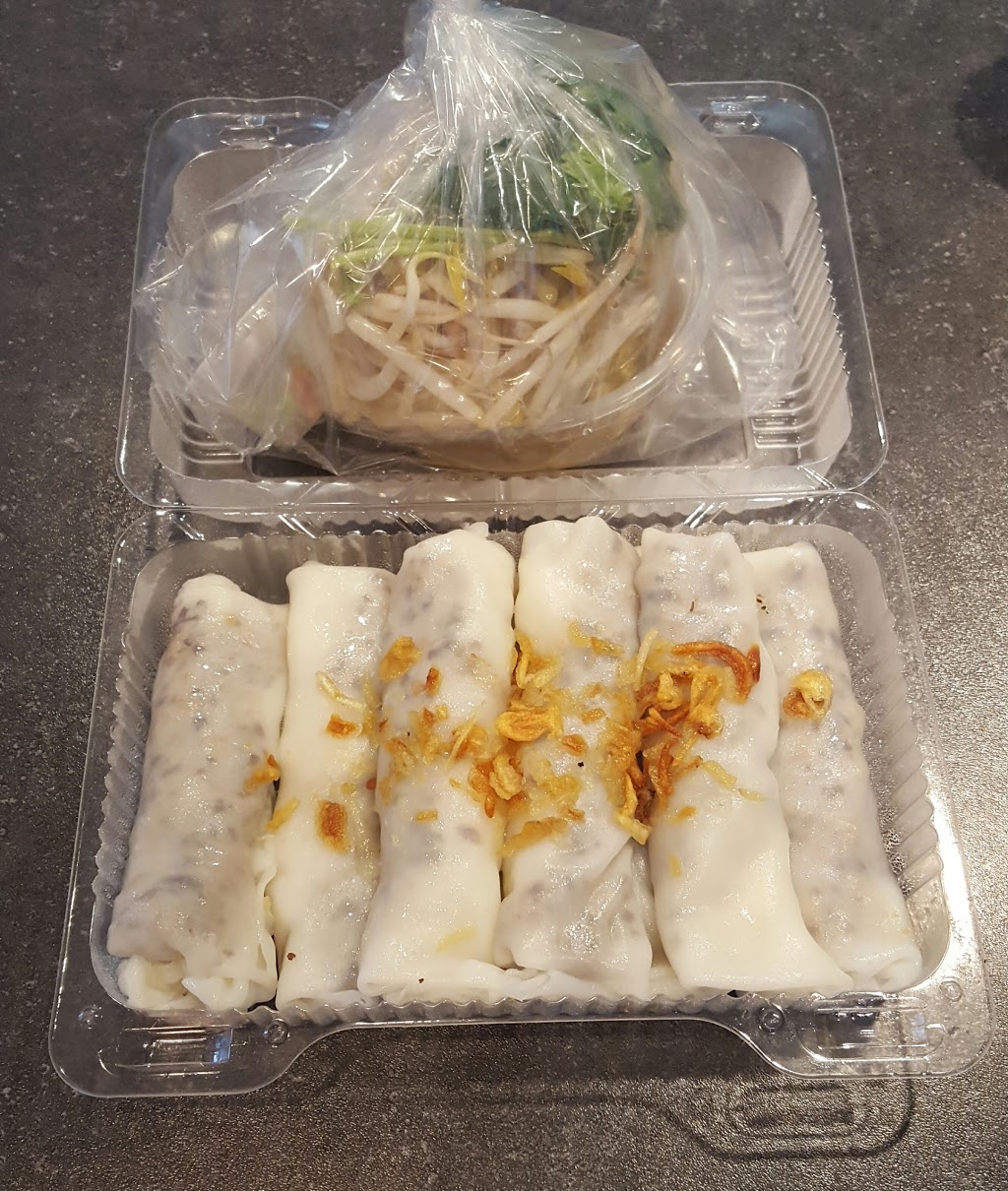 Banh Mi Tan Đinh Bakery | 3415 Dixie Rd, Mississauga, ON L4Y 2B1, Canada | Phone: (905) 624-9099