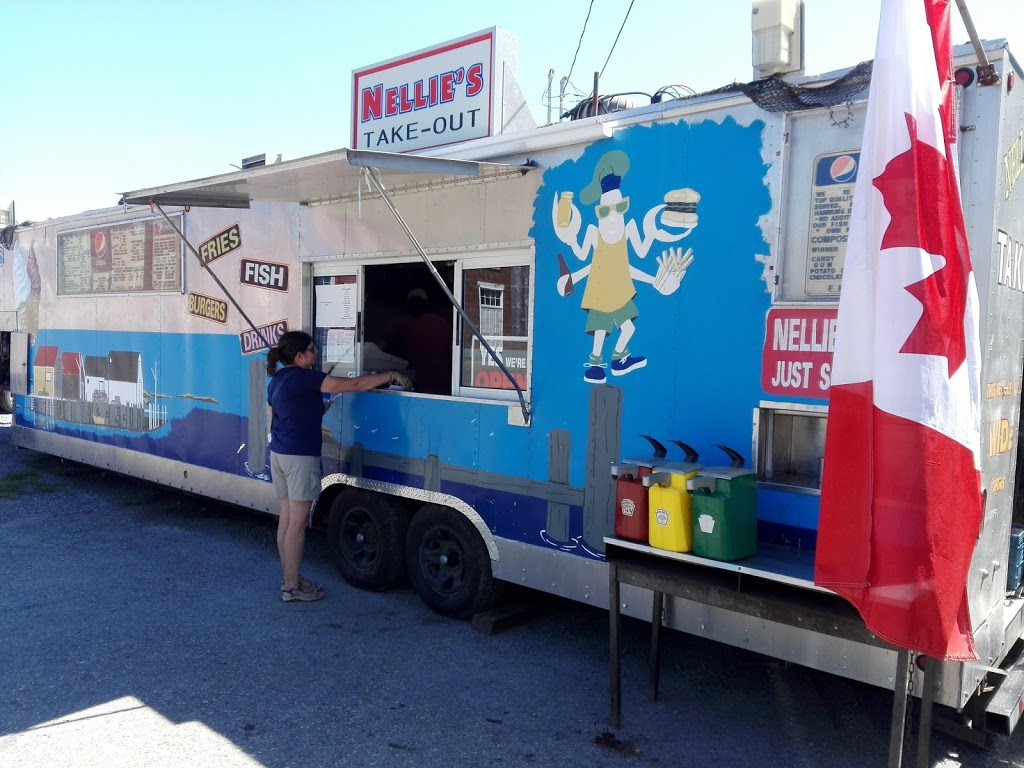 Nellies Takeout | 53 Falkland St, Lunenburg, NS B0J 2C0, Canada | Phone: (902) 634-4574