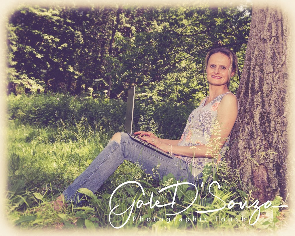 Photographic Touch | 30 Bedell Crescent, Whitby, ON L1R 2N8, Canada | Phone: (905) 809-1100