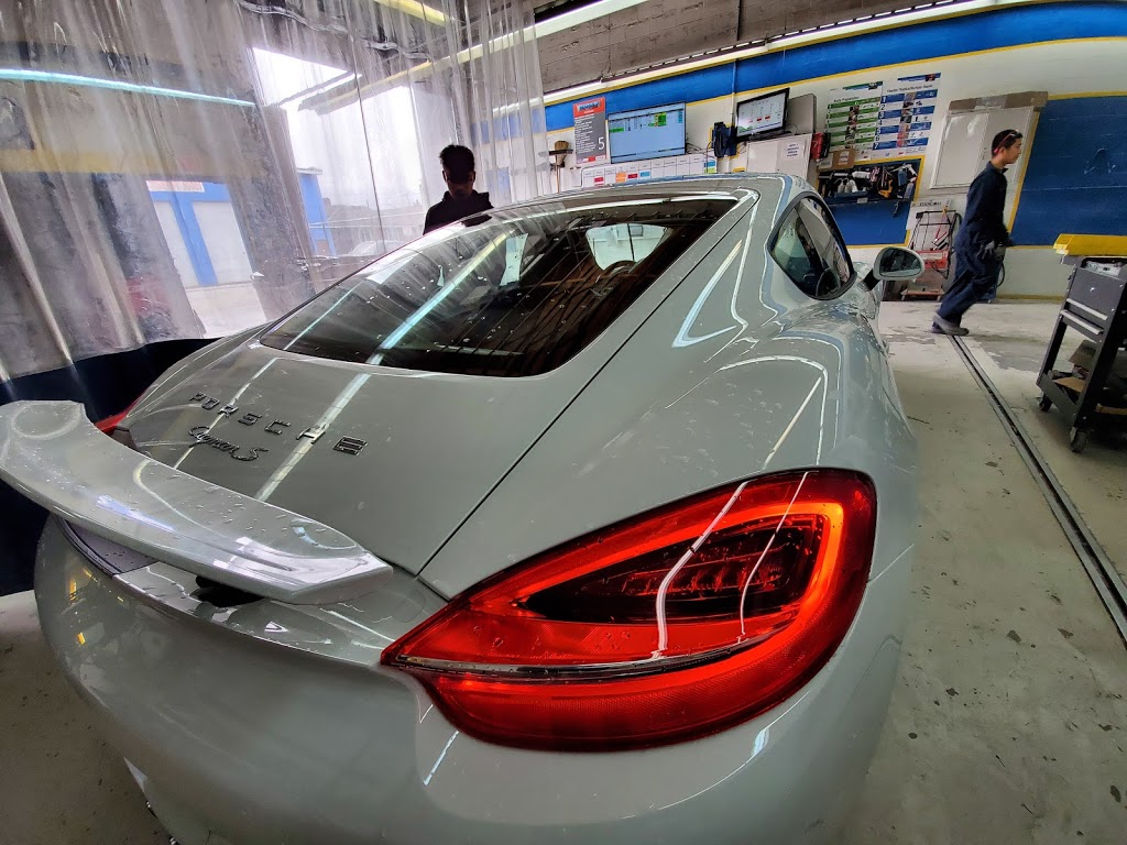 Marks Auto Body (Bby) Ltd | 7070 Randolph Ave, Burnaby, BC V5J 4W6, Canada | Phone: (604) 438-5544