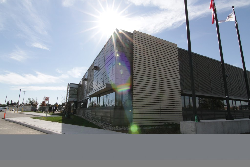 Bison Transport | 5840 Shawson Dr, Mississauga, ON L4W 3W5, Canada | Phone: (800) 462-4766