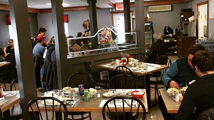 Bono pizzeria restaurant | 152 Boulevard Bégin, Sainte-Claire, QC G0R 2V0, Canada | Phone: (418) 883-2258