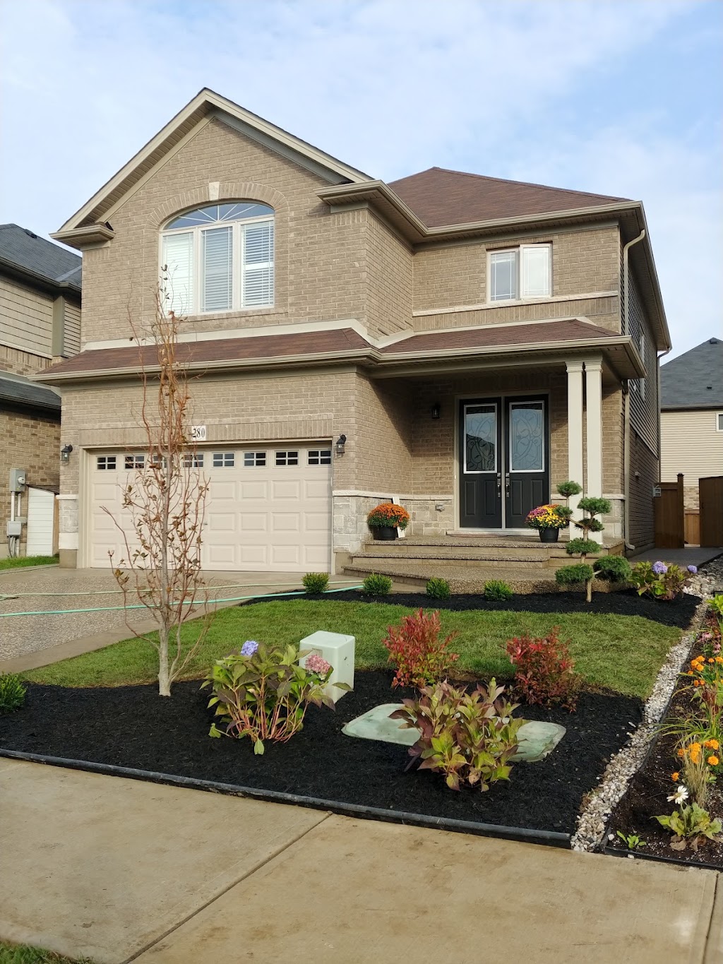 Grow to Mow Landscaping | 56 Kentley Dr, Hamilton, ON L8H 2R7, Canada | Phone: (905) 807-0792
