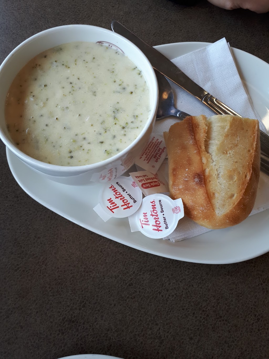 Tim Hortons | 575 Thornton Rd N, Oshawa, ON L1J 8L5, Canada | Phone: (905) 723-7776