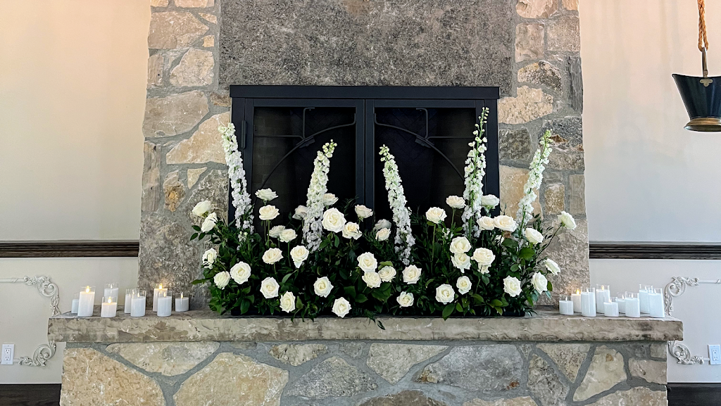 Flower Frenzy | 60 Head St, Dundas, ON L9H 3H7, Canada | Phone: (905) 220-8422