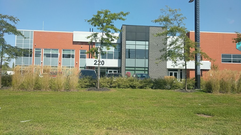 Garage municipal Chateauguay | 220 Boulevard Industriel, Châteauguay, QC J6J 4Z2, Canada