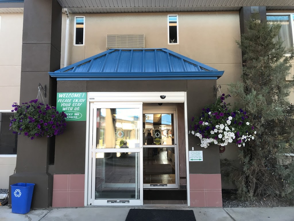 Seat Cover Centre | 9927 76 Ave NW, Edmonton, AB T6E 1K8, Canada | Phone: (780) 439-4380
