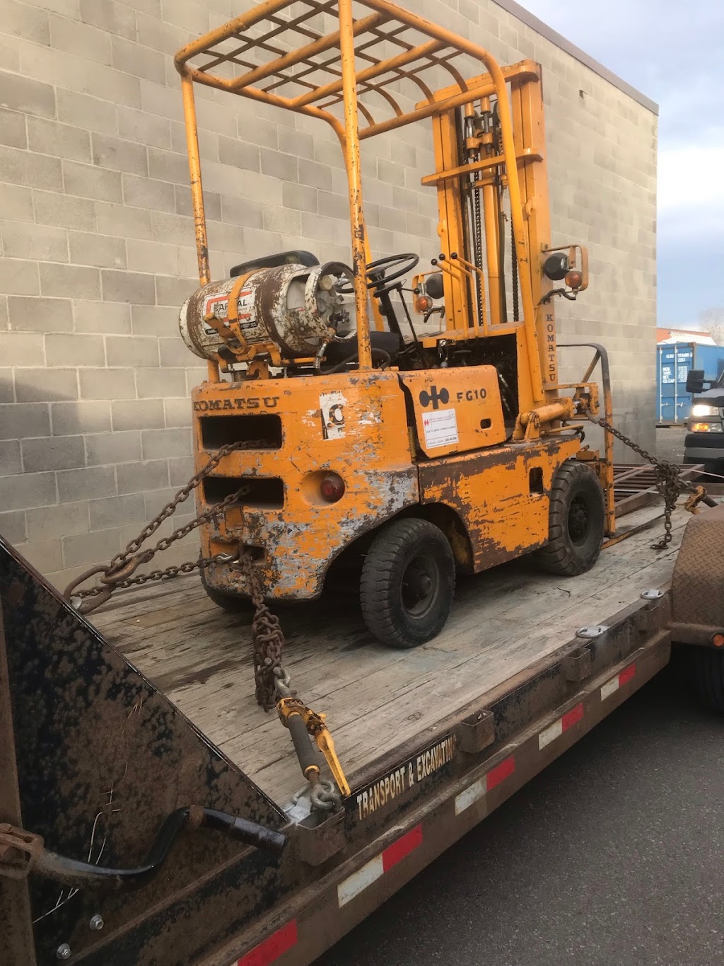 Galv Trans : 24/7 Towing Service - Hauling - Hotshot | 460 Cranberry Way Unit 230, Sherwood Park, AB T8H 2R3, Canada | Phone: (780) 566-7870