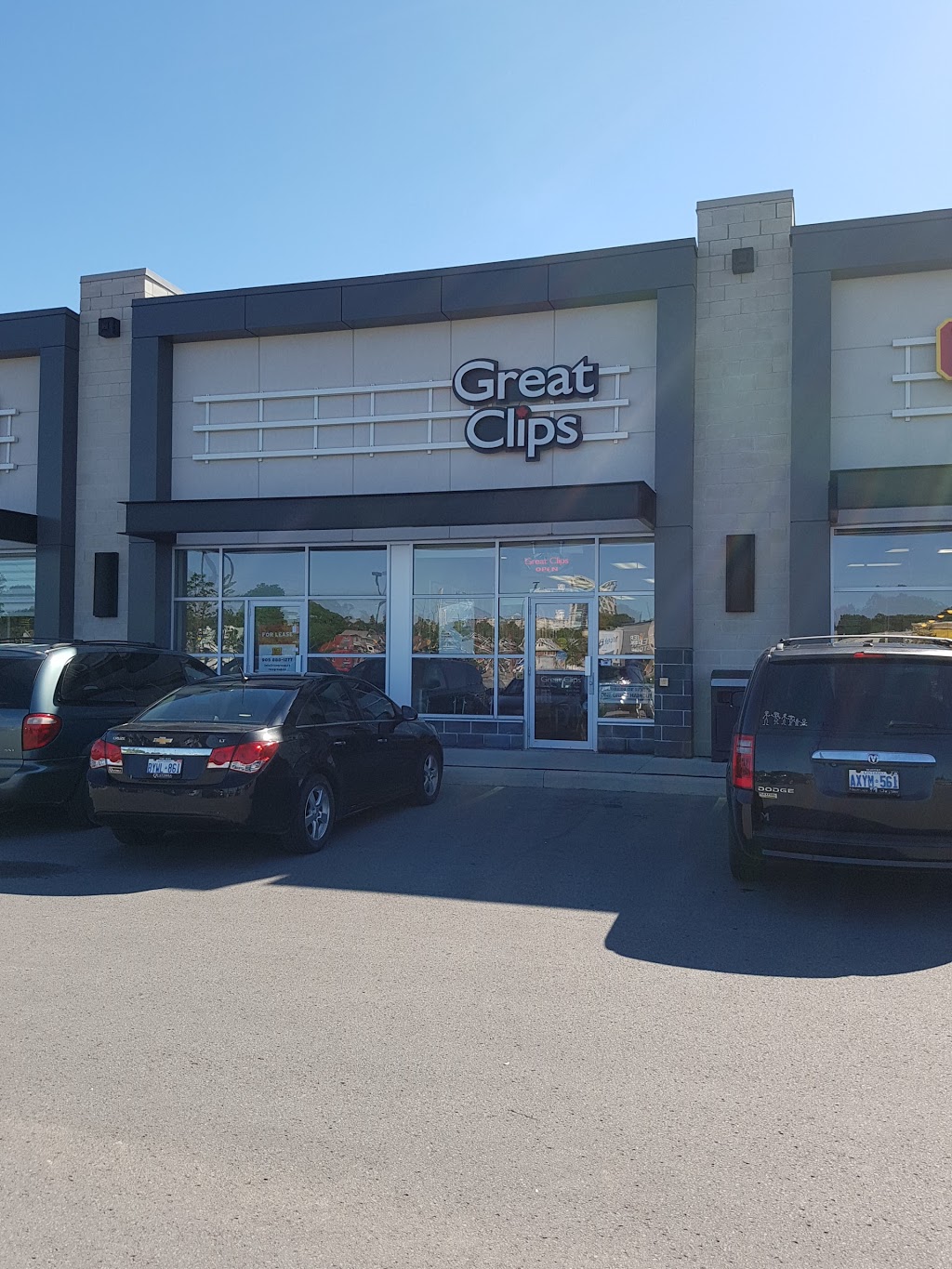 Great Clips | 224 Ritson Rd N, Oshawa, ON L1G 0B2, Canada | Phone: (905) 404-2626