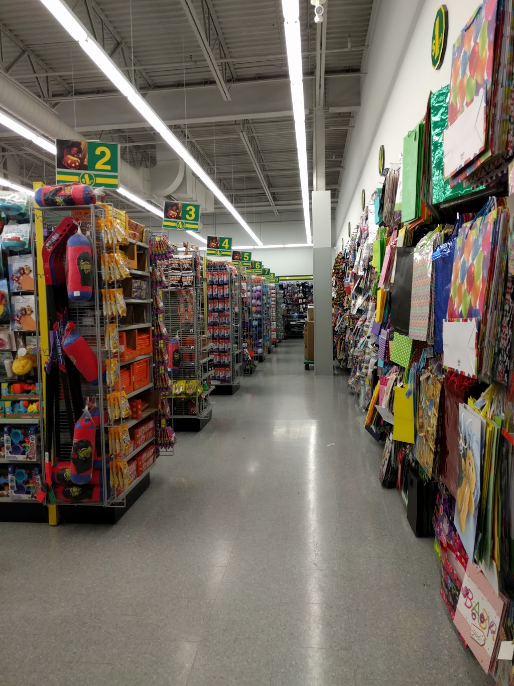 Dollarama | 1400 Ottawa St S, Sunrise Shopping Centre, Kitchener, ON N2E 4E2, Canada | Phone: (519) 569-8663