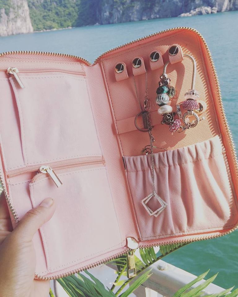 ChrisiL Jewelry Organizer Travel | 26 Brookdale Crescent, Dartmouth, NS B3A 2R5, Canada | Phone: (902) 717-0857